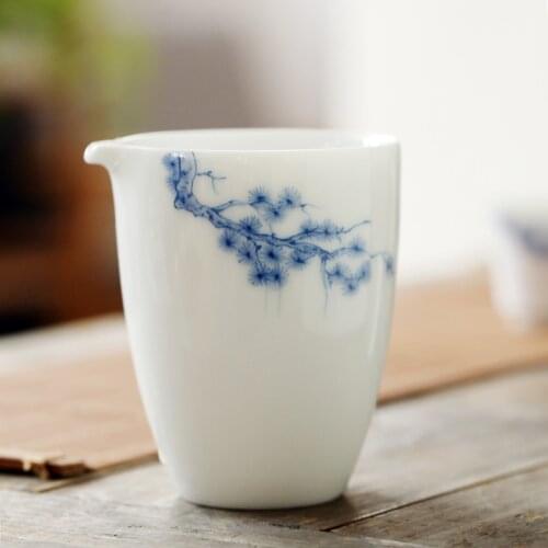 Ceramic Whiteware Pitcher Hand-Painted Glazed Ceramic Tea Pitcher Tea Accessories Hipster Tea Pot Were Cup Chahai KungFu Tea Set