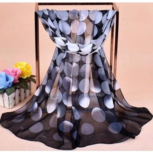 2020 FAL/WIN Gradient color circles chiffon scarf silk square hijab cool shawl ladies foulard femme Scarves hair bufanda mujer