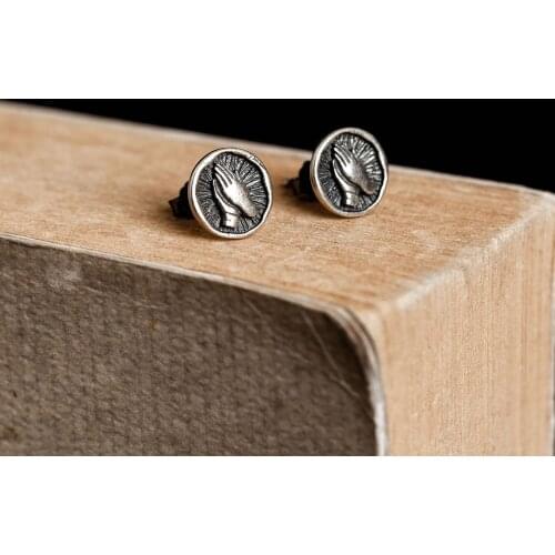 925 Sterling Silver Earrings for Women Round Hands Stud Earrings Fashion Jewelry Party Wedding Jewelries Gothic Style Gifts