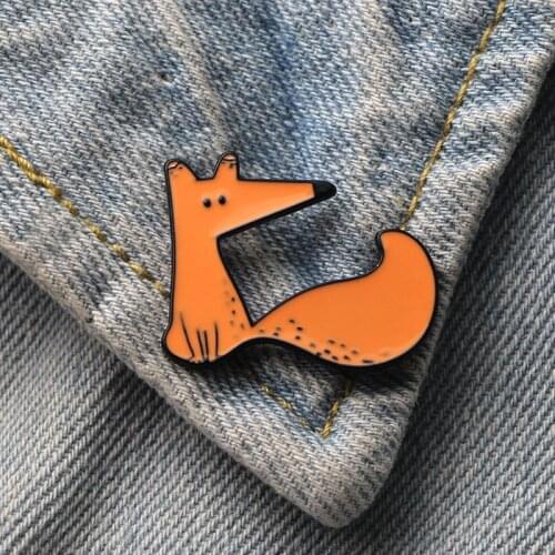 DMLSKY animal Cute Fox Art Enamel Pins and Brooches Lapel Pin Backpack Bags Badge Clothing Decoration Gifts M3347