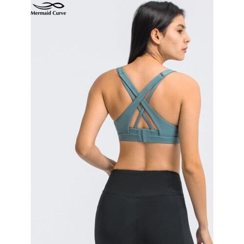 Adjustable Hem Straps Sports Bras Keyhole In The Back For Airflow Yoga Bra Medium Support Sweat-Wicking Fitness Crop Top