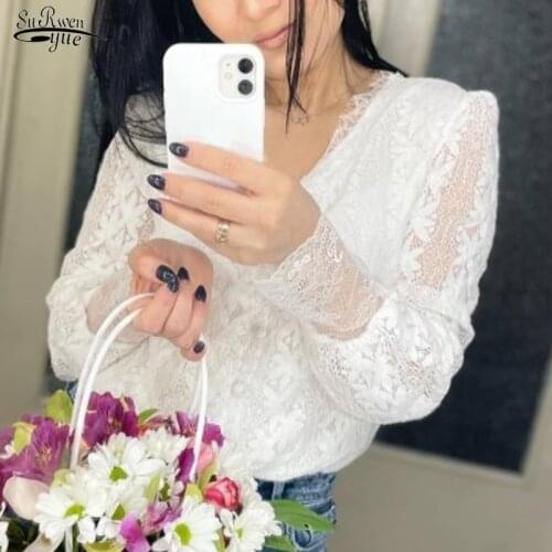 2020 New Plus Size Women Lace Long Flare Sleeve Blouse Slim Fit Hand-wash Blouse Mesh Blouse Womens Tops Blusas Mujer 7946 50