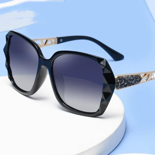 New sunglasses for ladies, stylish polaroid for UV protection