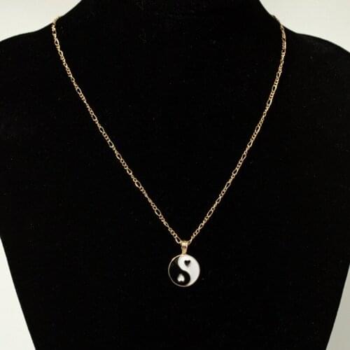 2021 Ins Trendy Gold Chain Black White Chinese Yin Yang Tai Ji Pendant Choker Necklace Summer Korean Fashion Women Party Jewelry