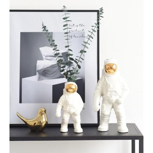 Nordic astronaut vase Ceramic Vase for Tabletop Space man sculpture home decoration accessories modern Living room decoration