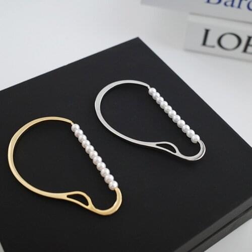 SRCOI Trendy Simple Metal Hook Earrings Temperament Imitation Pearl Ear Bone Clip Minimalist Women Fashion Party Jewelry 2020