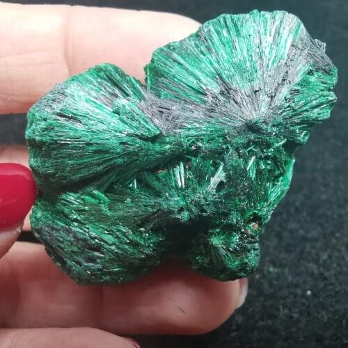 43.6gNatürliche Nadel geformt Malachite Landschaft grüner Stein quadratische Mineralproben Heilung Steinaura Hausdekoration
