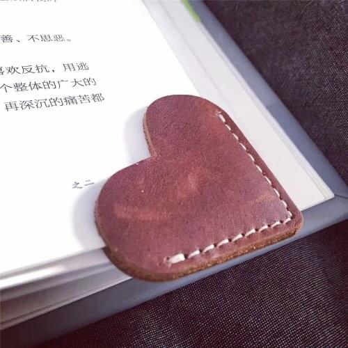 2pcs Love Heart Design Leather Bookmark Vintage Paper Clip Kawaii Paper Book Clip Page Holder School Stationery Teacher Supplies