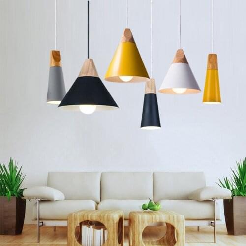 Nordic Lamp LED Pendant Light Fixtures Fashion Wood LED Hanging Lights Lamparas De Techo Colgante Moderna Dining Home Lighting