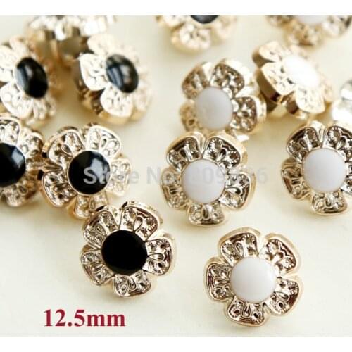 20pcs/lot plum blossom shape white oil shirt plastic buttons Sewing button Apparel accessories(SS-154-549)