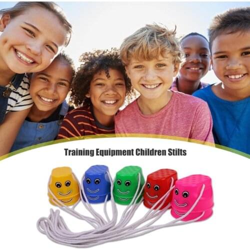 2pcs/set Walk Stilt Jump Toy Plastic Smile Face Pattern Children Outdoor Fun Sports Balance Training Toy Best Gift