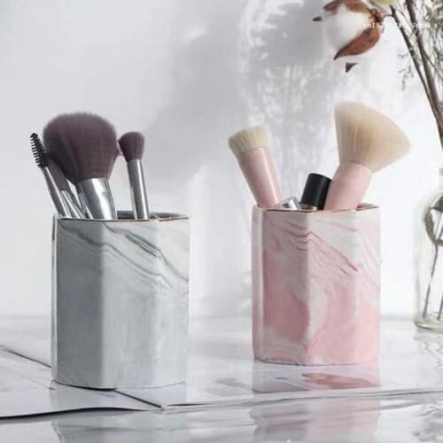 Cosmetics Makeup Brushes Storage Box Cylindrical Case Lipstick Brush Pen Holder New