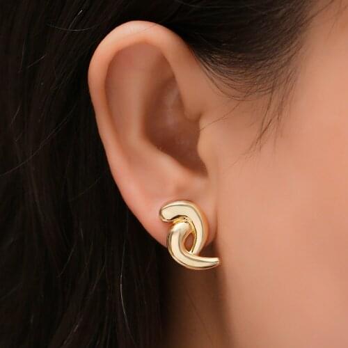 Vintage Geometric Yin and Yang Stud Earrings for Women Minimalist Gold Color Taichi Big Earrings Fashion Female Party Jewelry