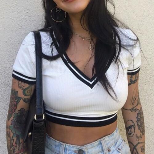 2021 Women T-Shirt Short Sleeve Color Block V-Neck Exposed Navel Slim Fit Summer High Street Tops New Fashion Hot Sale Clothing