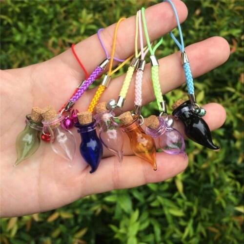 Bottles Charms Glass Chili Shape Mini Bell Bracelets Bottles with Key Chains Rubber Ring Jars Glass Charms Mixed Colors 7pcs