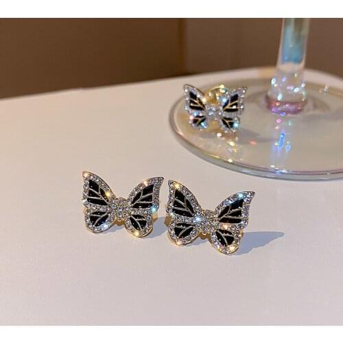 Korean Fashion Graceful Vintage Black Rhinestone Butterfly Stud Earrings for Women Cute Small Exquisite Earrings Party Jewelry