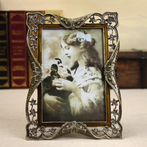 Retro Alloy Photo Frame 6/7/10 Inch Metal Pendant Living Room Bedroom Desktop Decor Wedding Photo Family Portrait Photo Frame
