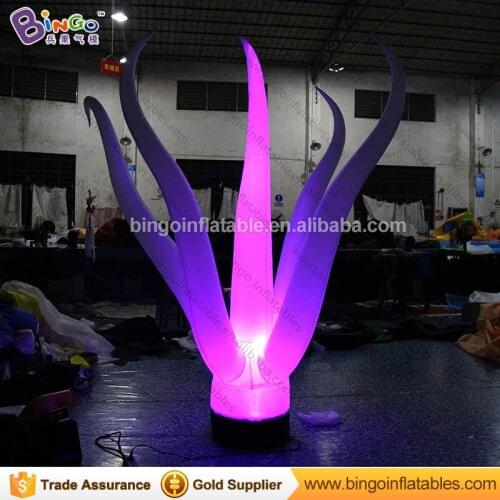 Customized 2.4m height inflatable lighting tree / inflatable halloween tree light-up toy