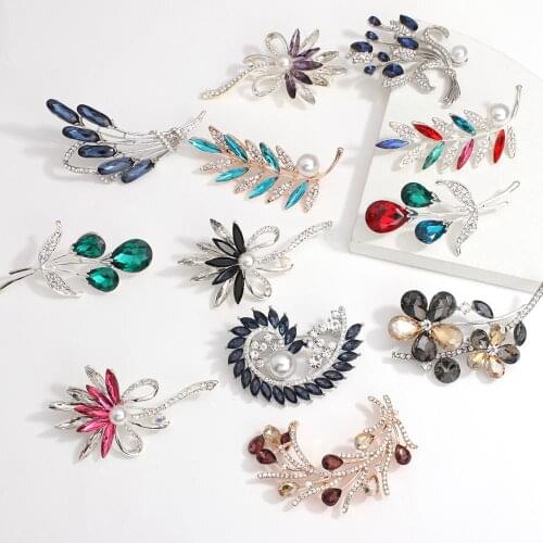 Amorcome Big Vintage Colorful Flower Brooches Women Alloy Crystal Lapel Pin Brooch Weddings Banquet Party Jewelry Pins Gifts
