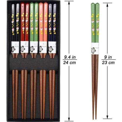 Japanese Chopsticks Wood Chopsticks Creative Five Pairs of Portable Tableware Hotel Gift Box Chopsticks Set