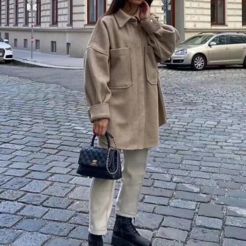 2021 Hm Autumn Winter Women Casual Warm Oversize Shirt Solid Gray Beige Pink Big Pocket Coat Turn-Down Collar Jacket Streetwear