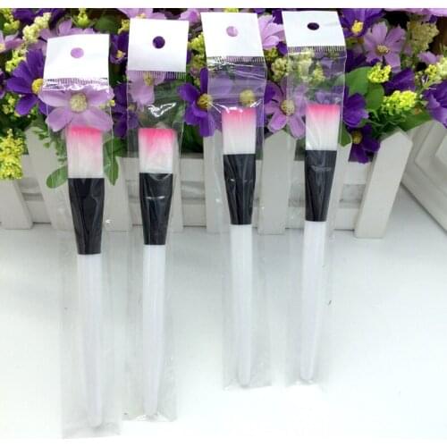 New Hot Mask Brush Makeup Brushes Eyes Face Skinsoft And Comfortable Applicator Cosmetics Mask Brush Tools Clear Plastic Handle
