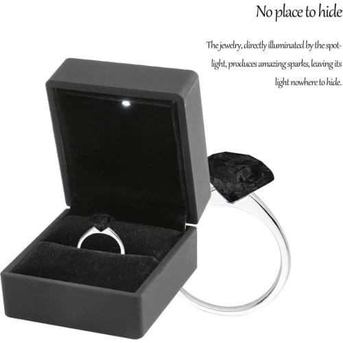 Fashion LED Lighted Earring Ring Gift Box Wedding Ring Jewelry Display Packaging Organizer Storage For Engagement Black/Blue