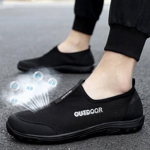 Tenis Masculino 2021 Unisex Hot Sale Men Tennis Shoes Breathable Light Red Sneakers Women Fitness Training Chaussures Femme