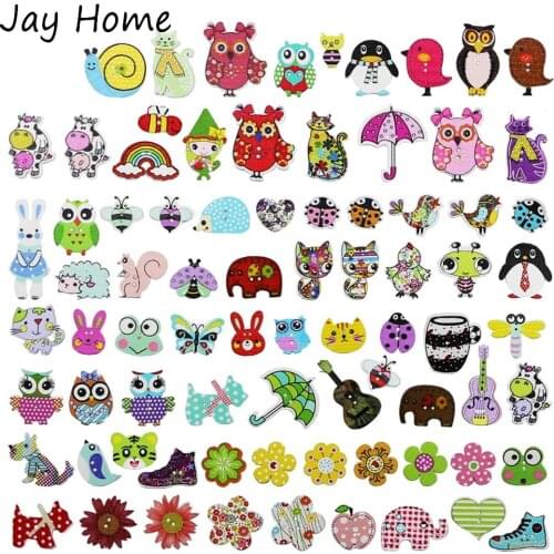 20Pcs Cartoon Buttons Animal Design 2 Holes Mixed Wooden Button for Clothing Clothes DIY Decorative Buttons Sewing Accessories