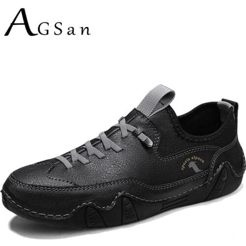 Man Casual Shoes Fashion Leather Flats Slip On Outdoor Shoes Handmade Leisure Loafers Waterproof Driving Shoes Comfortable Black