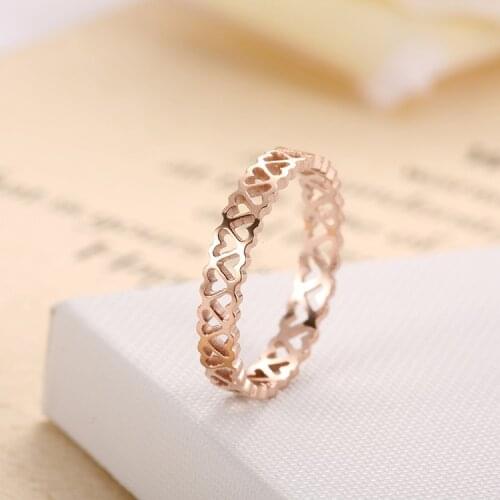 ZooMango Titanium Steel Fashion Hollow Small Heart Lover Ring Trendy Rose Gold Engagement Wedding Rings For Women Anneau ZR19180