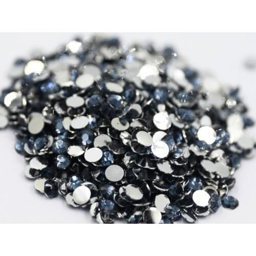 Montana Color 3~6mm Factory Flatback стразы Resin Non hotfix Rhinestones in Bulk Package Plastic Nail Art Decoration for Garment