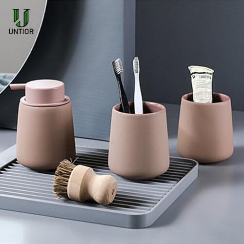 UNTIOR 350ML Northern Europe Ceramic Soap Dispenser Pressing Style Soap Bottle Lotion Dispensing Pump Ceramics Mugs Bathroom Set