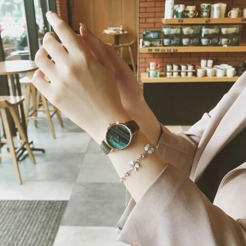 Retro Aurora Fashion Womens Watches Elegant Casual Ladies Vintage Leather Wristwatches Green Woman Quartz Clock Zegarek Damski