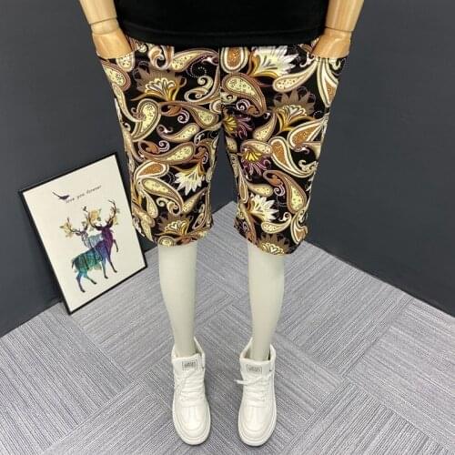 2021 New Hot Fashion Mens Summer Striped Printed Shorts Leisure Loose Plus Size Casual Hip Hop Harajuku Street Wear