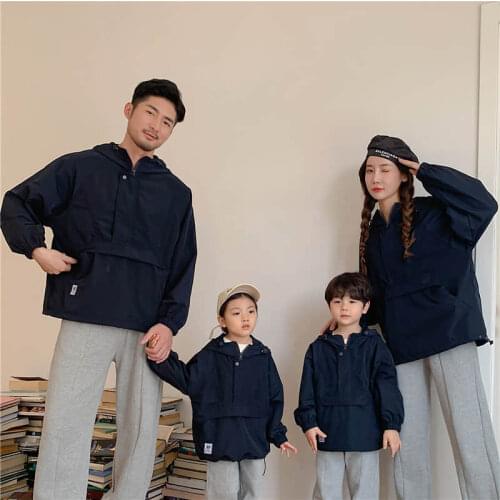 Mother-child parent-child wear hooded pullover casual jacket 2021 fall/winter family of three temperament casual jacket tops