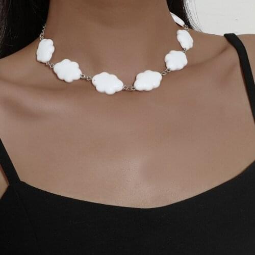 Resin White Cloud Pendant Necklace Ladies Clavicle Chain Fashion Jewelry Girls Gifts Silver Chain Necklace Jewelry Wholesale