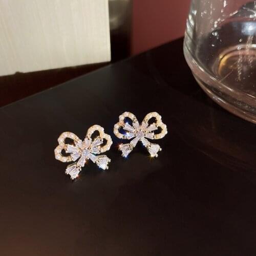 Korean Fashion Exquisite Shining Zircon Inlaid Bowknot Stud Earrings for Women Girls Cute Small Gold Plated Earrings Jewelry