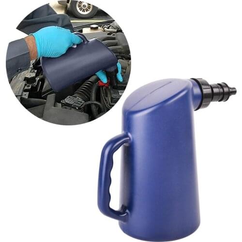 Car Battery Fluid Filler Battery Jug Water bottle Filler Bottle With Auto Shut Off 2L Auto Battery Filler automotive tools kit