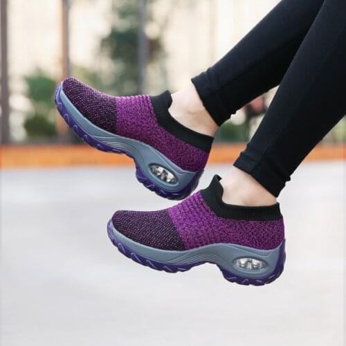 Large Size Womens Shoes 6 Colored Sports Shoes Fashion Rocking Shoes Girls Casual Dance Shoes Ladies Sneaker Latin Dance Shoes