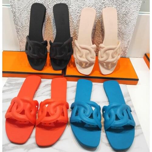 Luxury Brand Designer Top Quality Flats Slippers 2021New Arrival Summer Beach Sandals Women Jelly Shoes Casual Outside Shoes