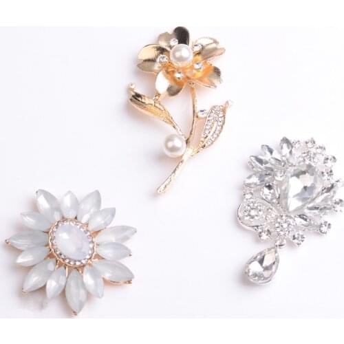 10 Pieces Metal Crystal Rhinestone Decorative Craft Brooch Accessories DIY Clothing Applique