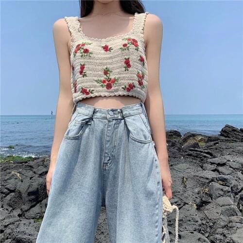 Alien Kitty Korean Style Cropped Top 2019 Summer Blouses Women Crochet Floral Embroidery Sleeveless Sexy Knit Tops Camisas Mujer