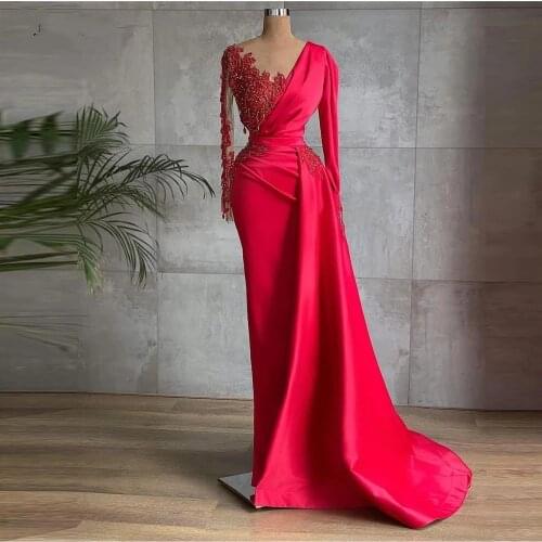 Glamorous Red Satin Dubai Evening Dresses Long Sleeves Sheer Neck Beads 2021 Prom Gowns Celebrity Formal Dress فساتين السهرة