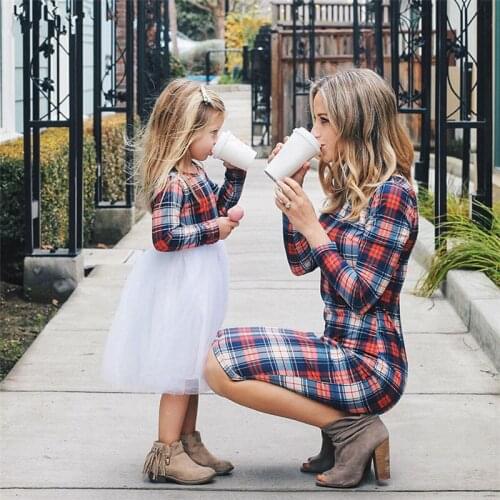 Family Matching Outfits Mother Daughter Long Sleeve Dress Plaid Straight Women Dresses Girls Baby Lace Dress Family Clothes E14