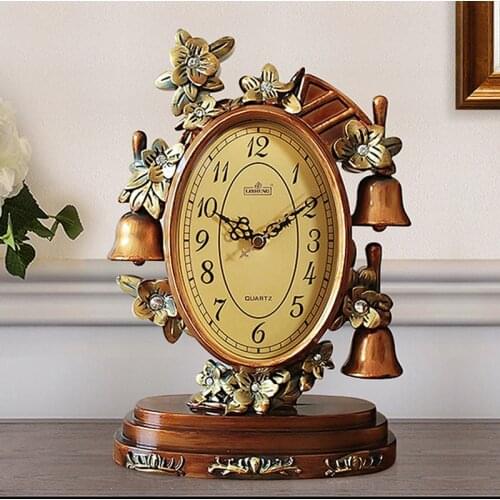 Hot European Luxury Resin Table Clock Living Room Office Mute Desk Clock Bedside Decoration Quartz Table Watch Retro Desk Watch