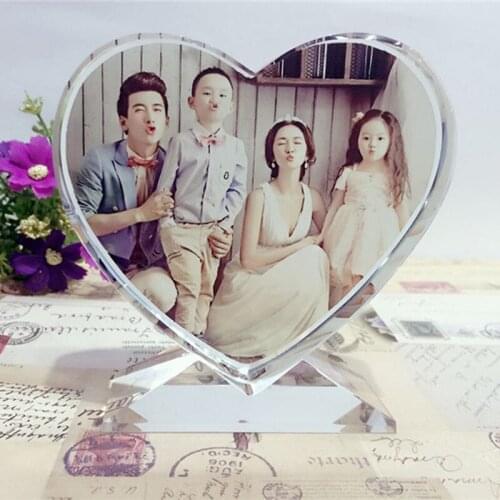 Personalized Heart Shape Crystal Glass Photo Frame Customized Figurines Crystal Christmas Gifts Home Ornament Accessory