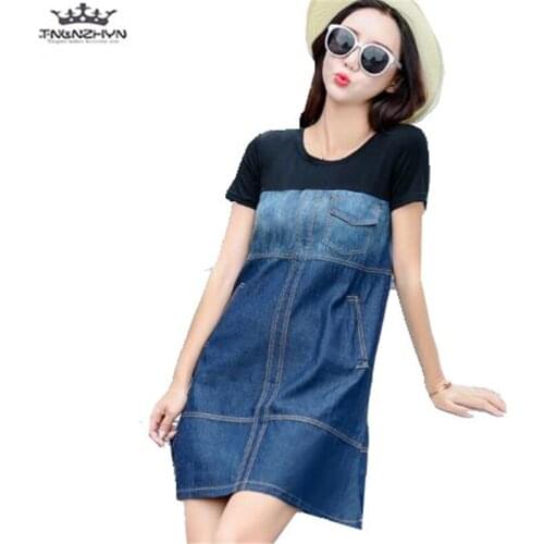 Tnlnzhyn 2019 New Summer Women Denim Dresses Fashion O-nekc Short Sleeved Jeans Dress Women Loose Large Size Dresses Y1129