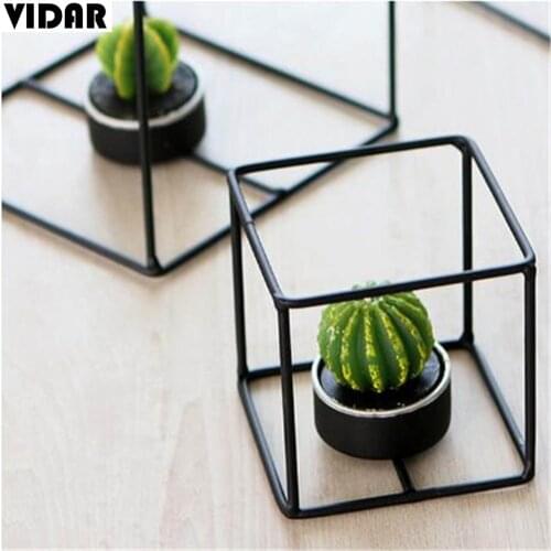 VIDAR Decorative Candlesticks