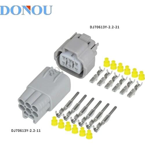 1set 6pin Suitable for Toyota camry headlight 6 hole connector plug 6189-0323 with terminal DJ70613Y-2.2-11/21